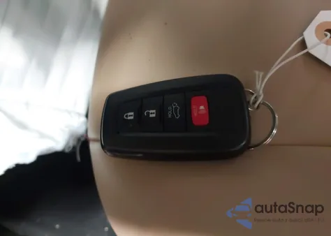 2025 Toyota Rav4 Hybrid Xle Premium z USA, uszkodzony, nr VIN JTMB6RFV2SD159371